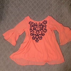 Judith March 3/4 Bell Sleeve, Embroidered Blouse in Pink. Size Large.